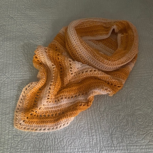Chic Crochet Scarf in Warm Tones - Picture 1 of 5